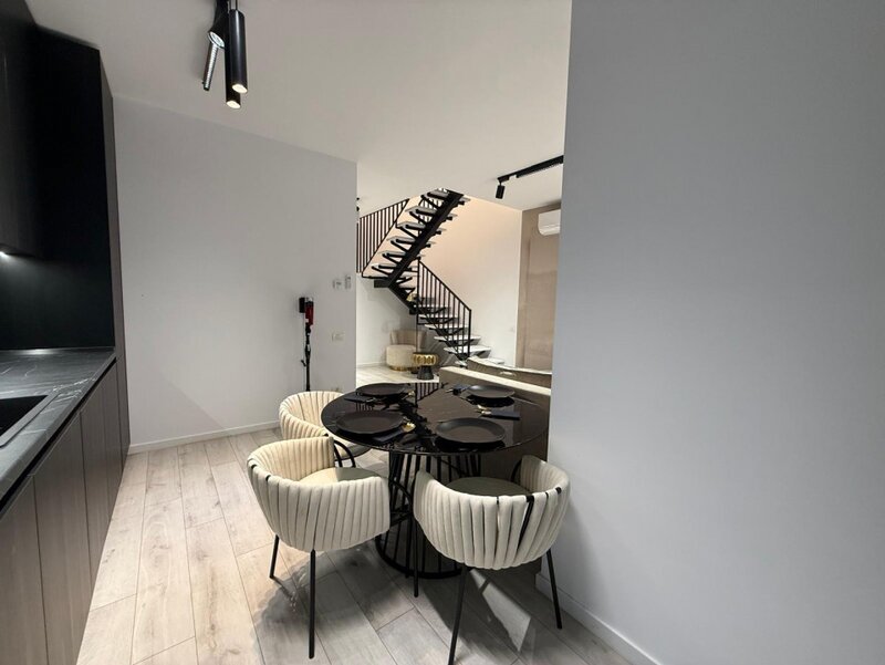 WIN Herastrau, apartament de 3 camere tip duplex.